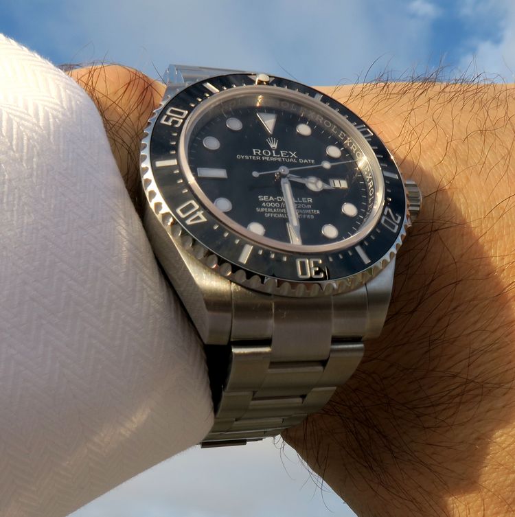Rolex Sea Dweller 4000 Wristshot