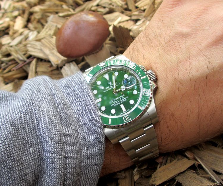 Rolex Submariner 116610LV Wristshot