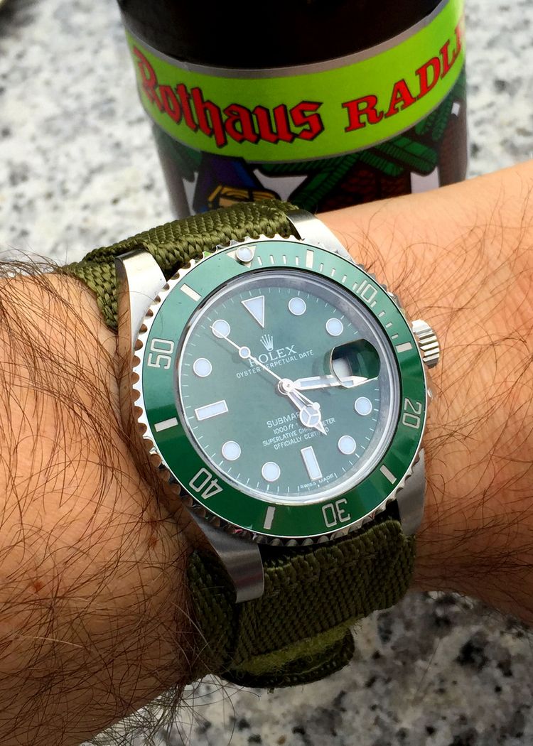 Rolex Submariner grün (Hulk) mit Textil Band