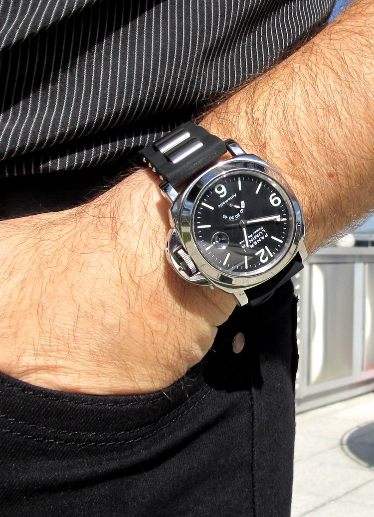 Panerai 27 on the wrist