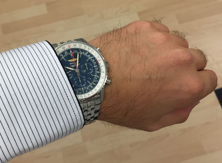 Breitling Navitimer 46mm blaues Zifferblatt