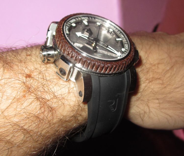 Romain Jerome Oktopus Uhr Wristshot