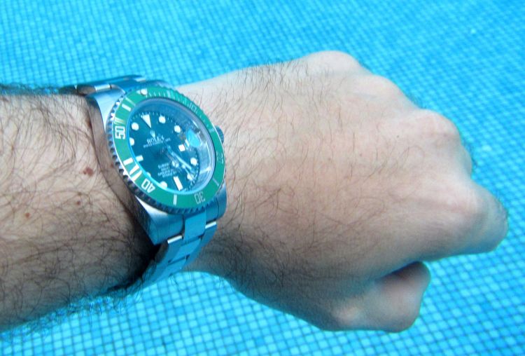 Rolex Submariner Hulk unter Wasser