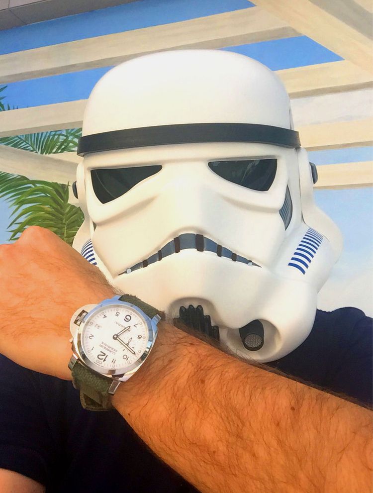 Panerai PAM 499 in Stormtrooper weiss