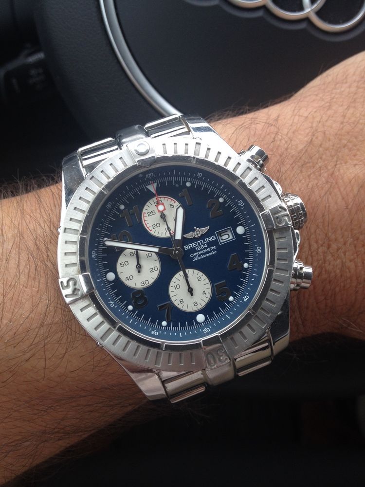 Breitling Uhr Super Avenger Wristshot