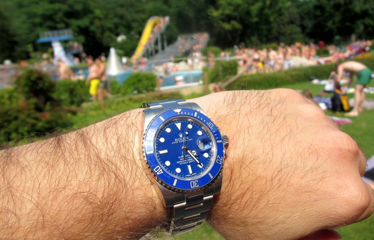 Rolex Submariner 116619LB Wristshot