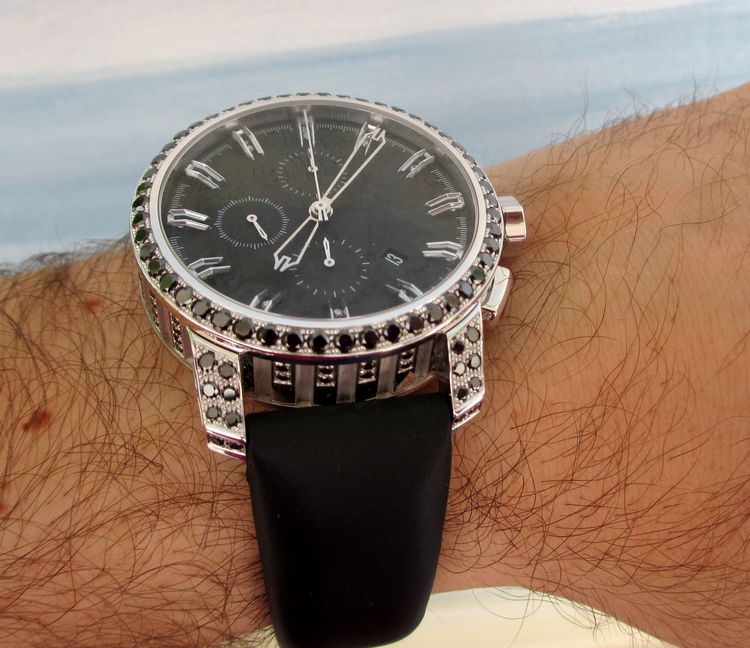 Martin Braun Falcon Claw Uhr mit schwarzen Diamanten Wristshot