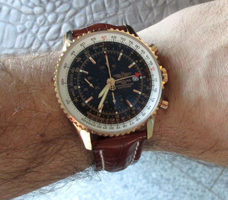 Breitling Navitimer World 18K Rosegold