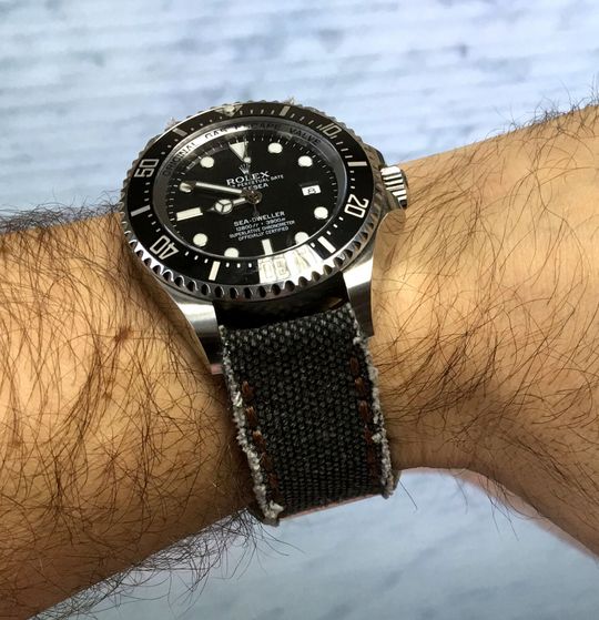 Rolex Sea-Dweller 4000 am Handgelenk Rolex Sea-Dweller 4000 am Handgelenk