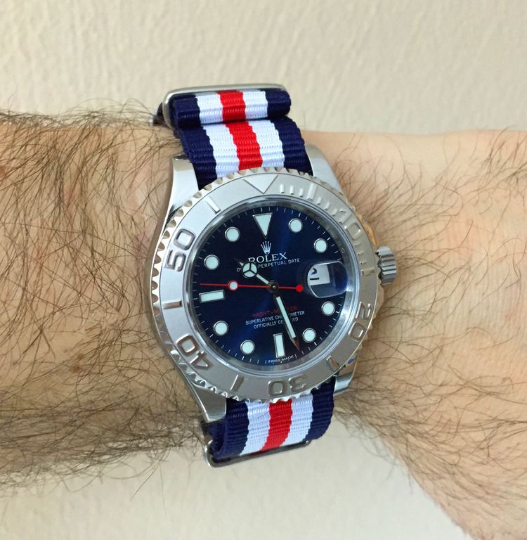 Rolex Yacht Master blau mit gestreiftem Nato Strap