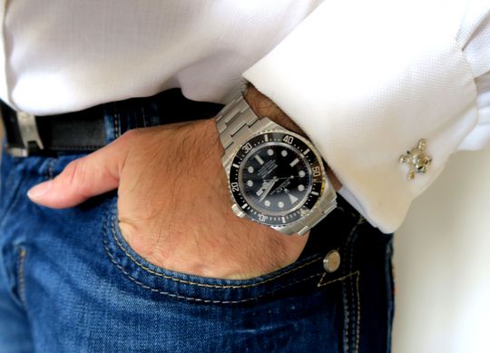 Rolex Sea Dweller 116600 on the wrist