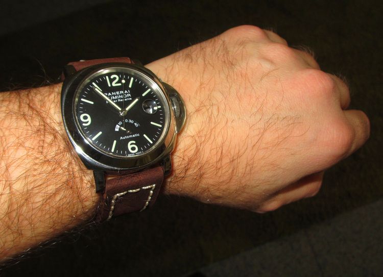 Panerai 27 mit dunkelbraunem Armband