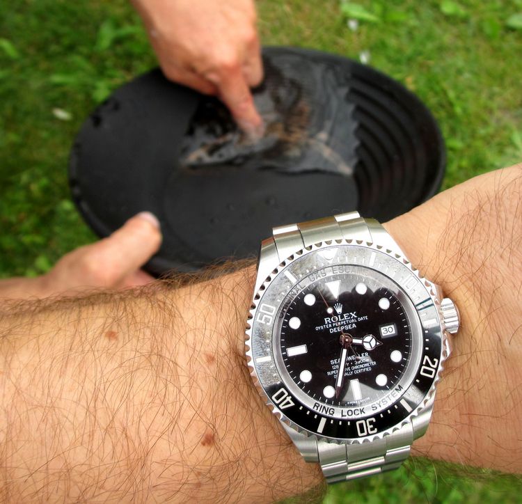 Rolex Deep-Sea Seadweller beim Goldwaschen