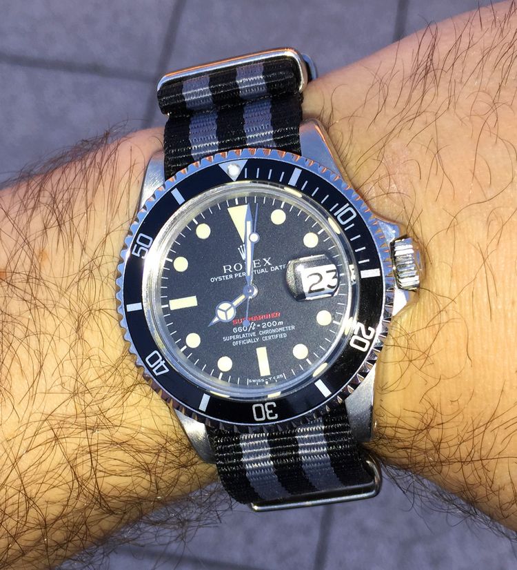 Rolex Red Submariner mit James Bond Strap