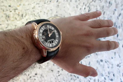 Antoine Martin Uhr Wristshot